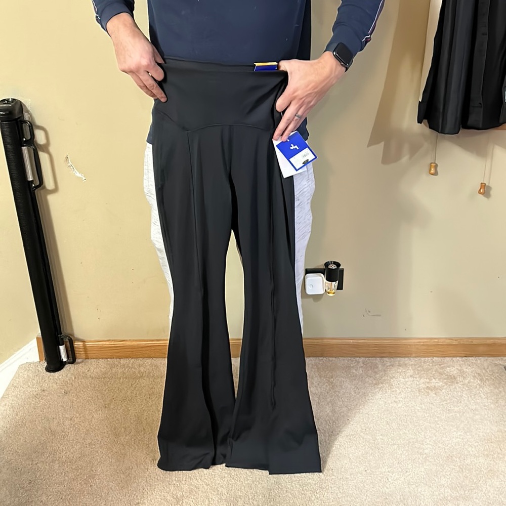 JoyLab size S extra long length flare yoga pants, brand new never worn!
